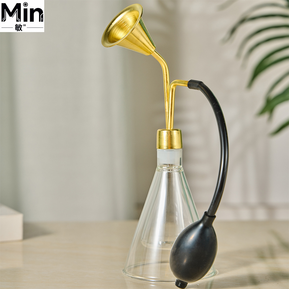 Logo-Parfüm-Testflaschen aus G – Perfume Fragrance Lab Bewertung und Preis